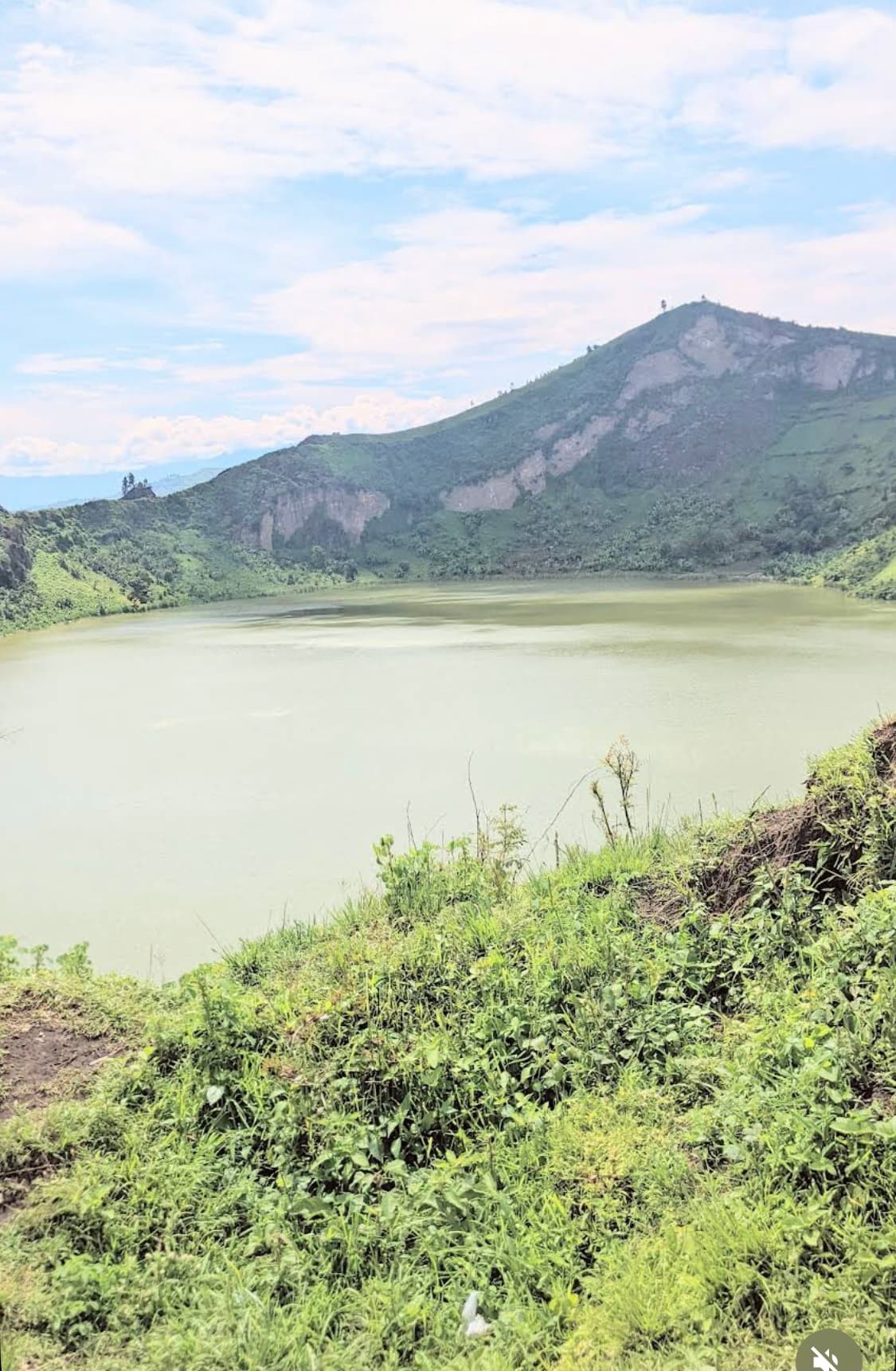 Illustration — LAC VERT MUGUNGA